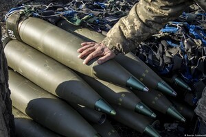 Україна вже отримала від США партію протитанкових ракет і 155-міліметрових артилерійських снарядів