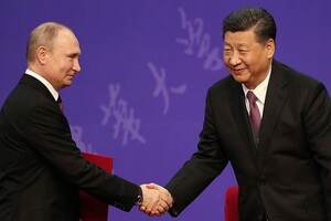Сікорський: «Китай міг би змусити Путіна припинити цю війну. Але я не бачу жодних ознак того, що Путін хоче вести переговори»