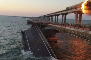 Використання Росією мосту скоротилося після того, як Україна атакувала його за допомогою морських безекіпажних катерів