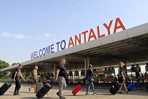 Туристичний сезон у Туреччині: рекорди та несподівані дані про росіян