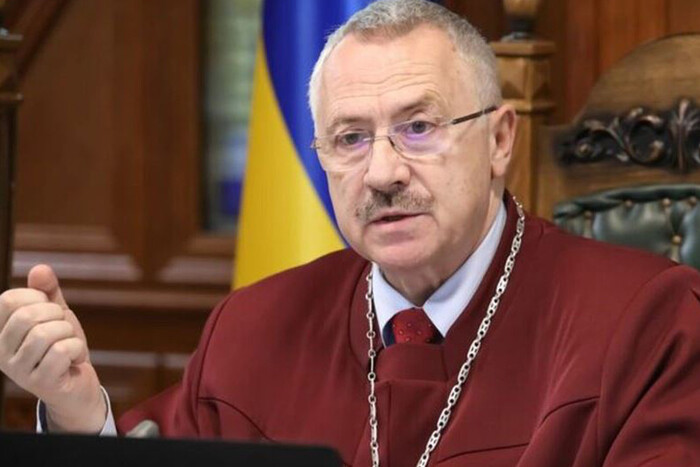 Очільник Конституційного суду Головатий виграв суд у НАЗК і не платитиме штраф