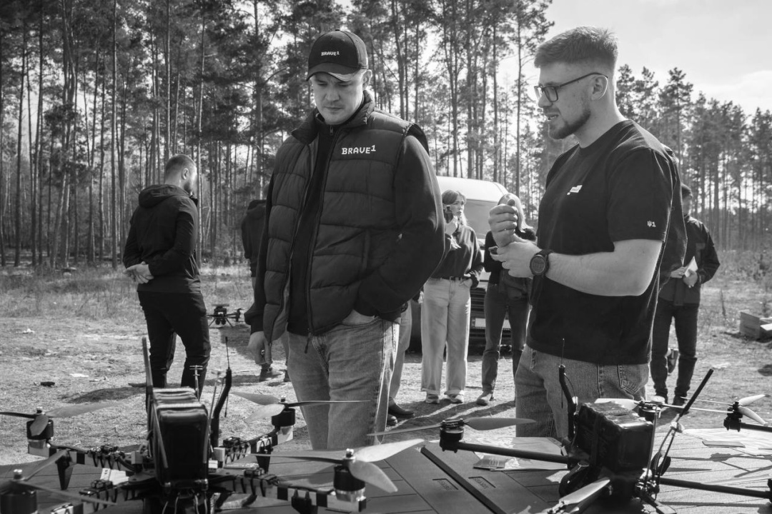 Міноборони протестувало нове покоління українських дронів-бомберів (фото) фото 1