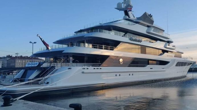 Арештована яхта Royal Romance Медведчука готується до продажу фото 2