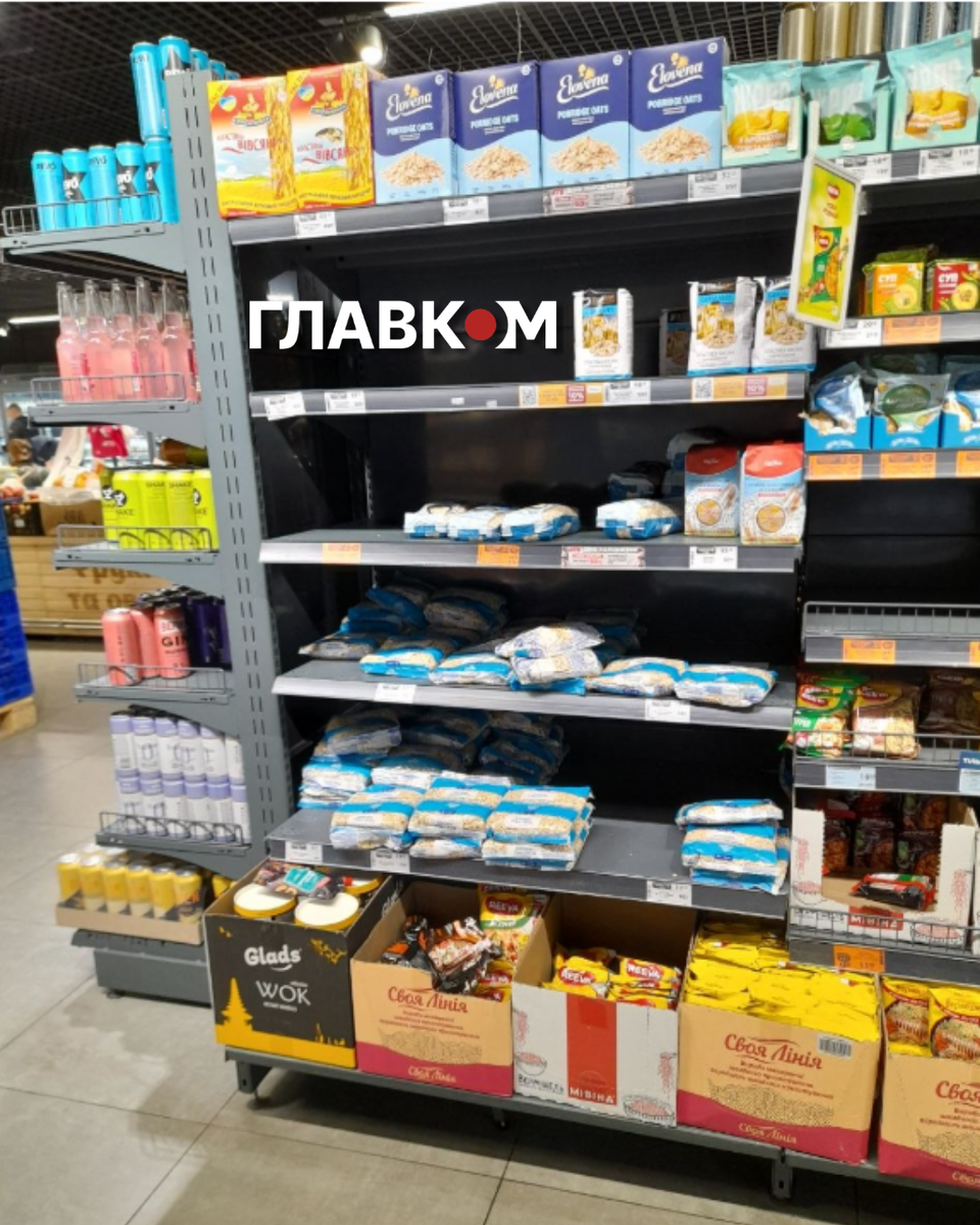 Чи є продукти на Майдані Незалежності. Репортаж із супермаркету в самому серці столиці фото 5
