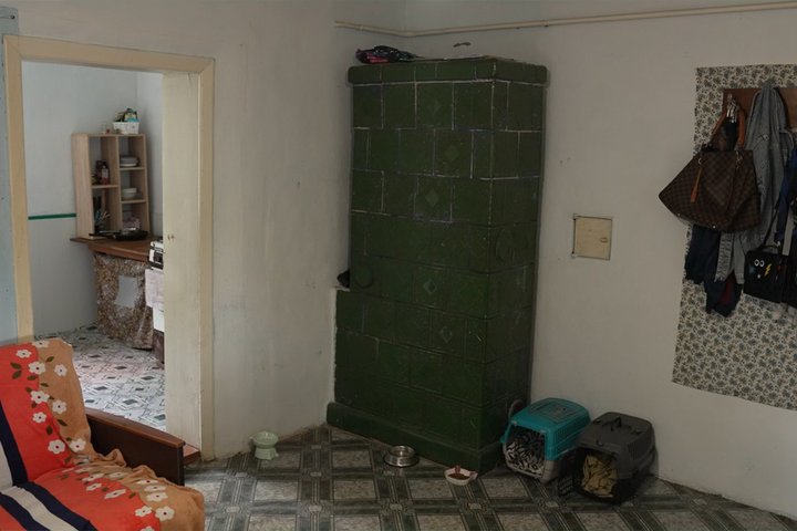 Одна з кімнат у будинку 
