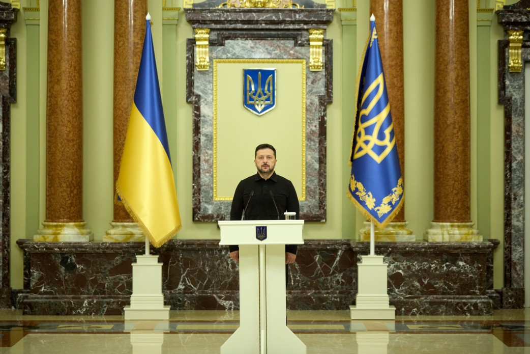 Президент привітав захисників неба зі святом фото 2