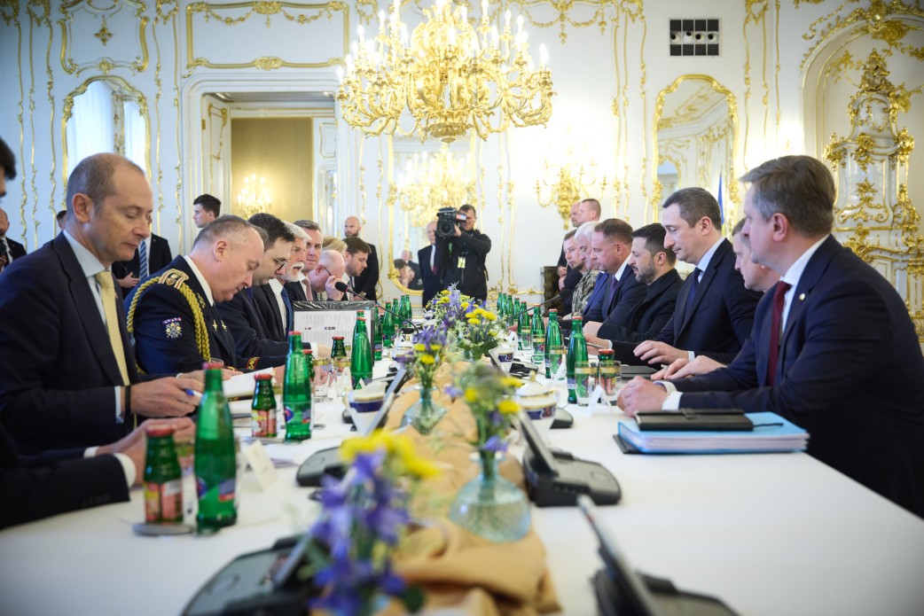 Зеленський повідомив подробиці зустрічі з президентом Чехії фото 4