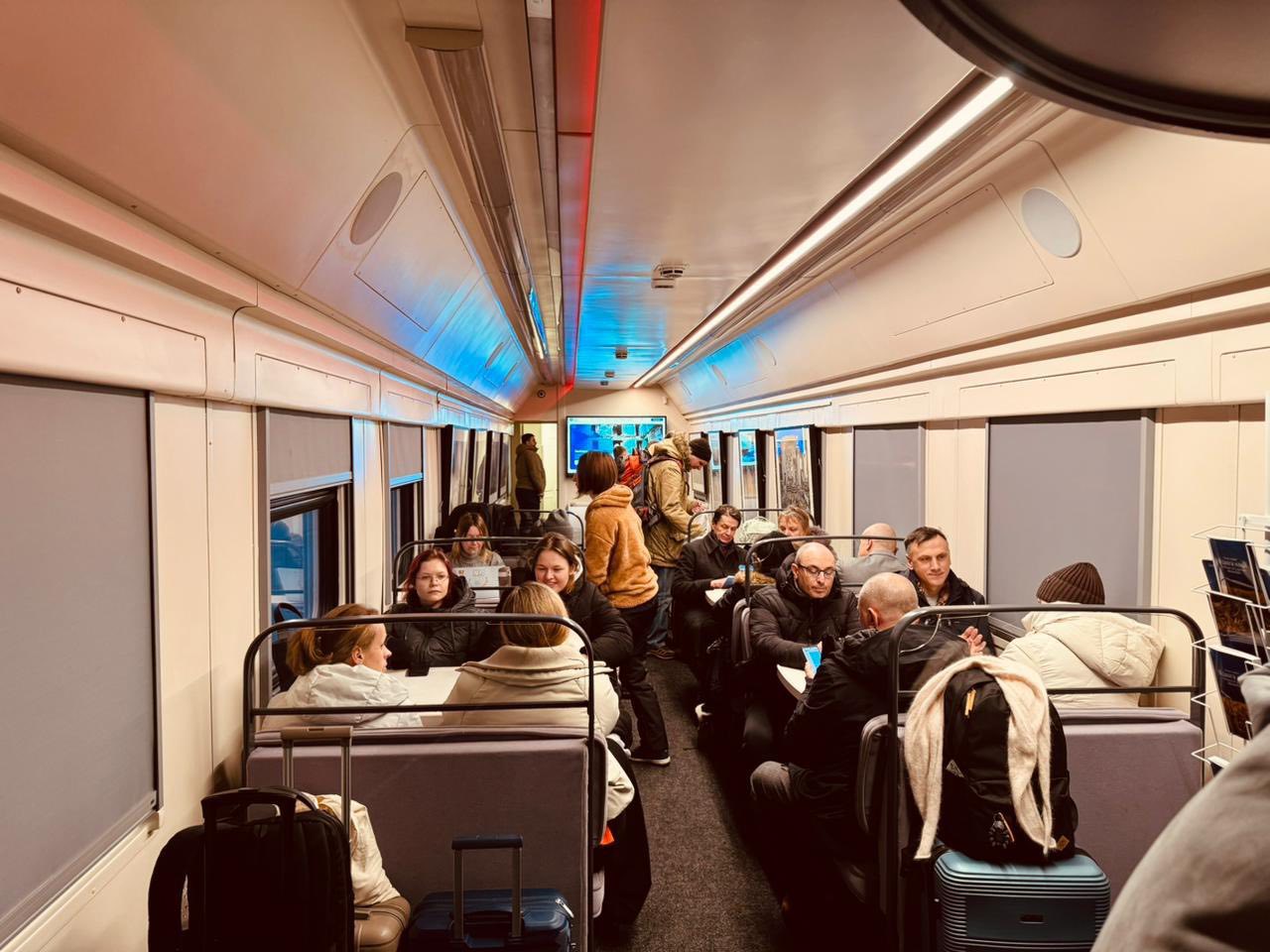 «Укрзалізниця» розгорнула пункт незламності у польському Холмі фото 2