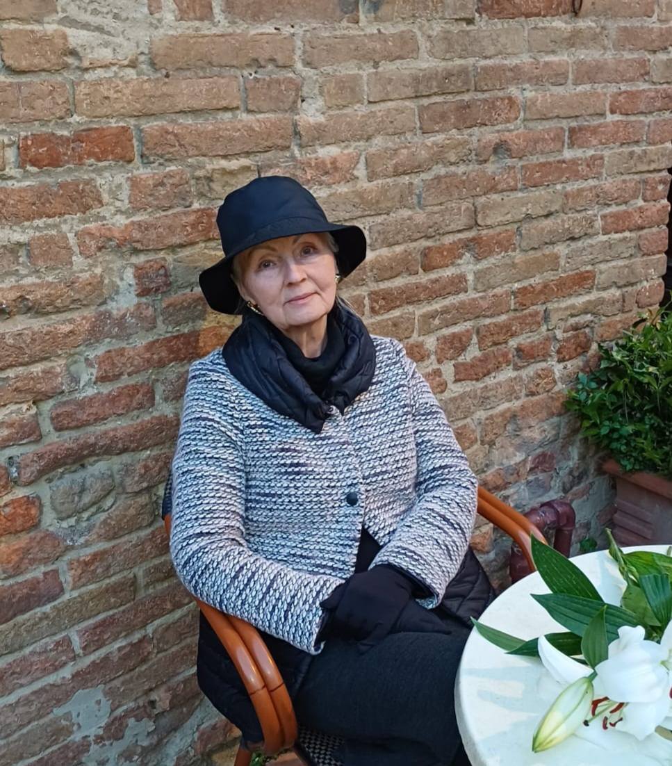 Легендарна Антоніна Маренич, якій нещодавно виповнилося 77 років, показала свої свіжі фото фото 2