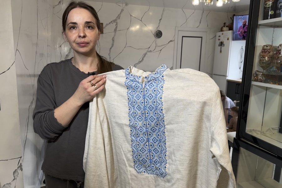 Сорочка, яку Марія вишила для свого чоловіка