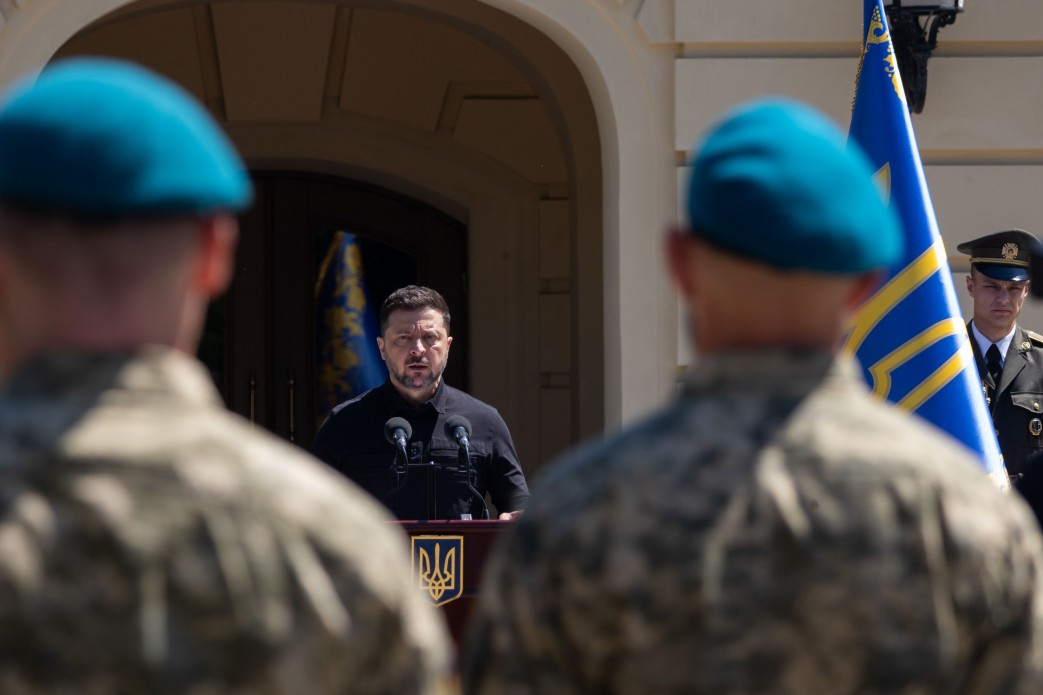 Президент відзначив морських піхотинців державними нагородами фото 1
