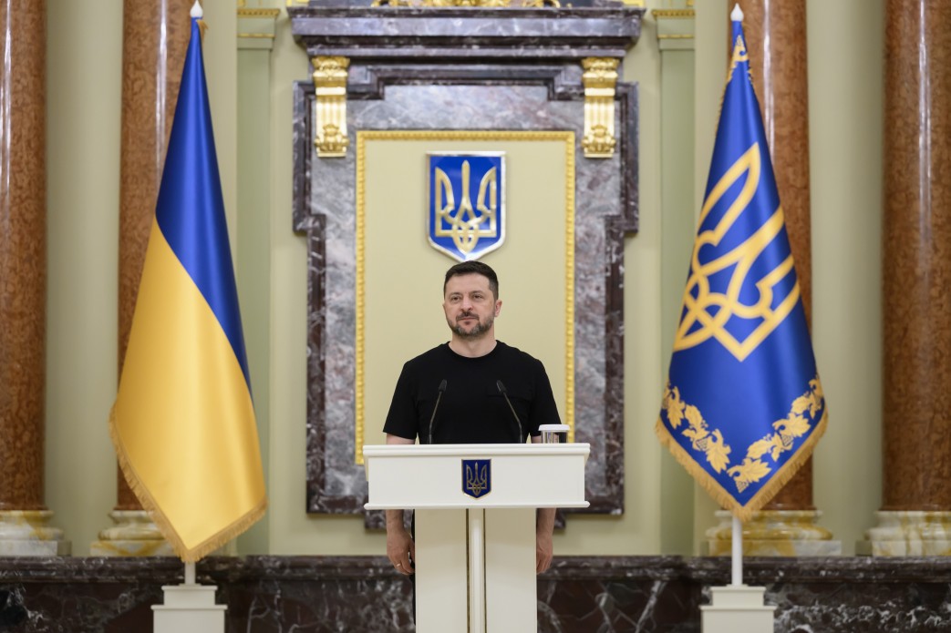 Зеленський відзначив медиків державними нагородами фото 1
