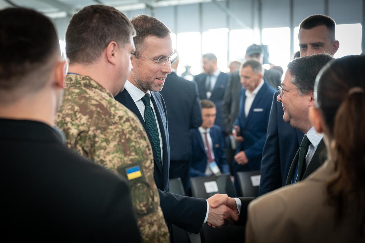 На Карпатському форумі Україна домовились із партнерами про 50 проєктів на €1 млрд фото 1