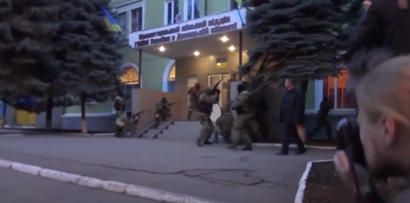 Захоплення російськими бойовиками міського відділу міліції в Краматорську