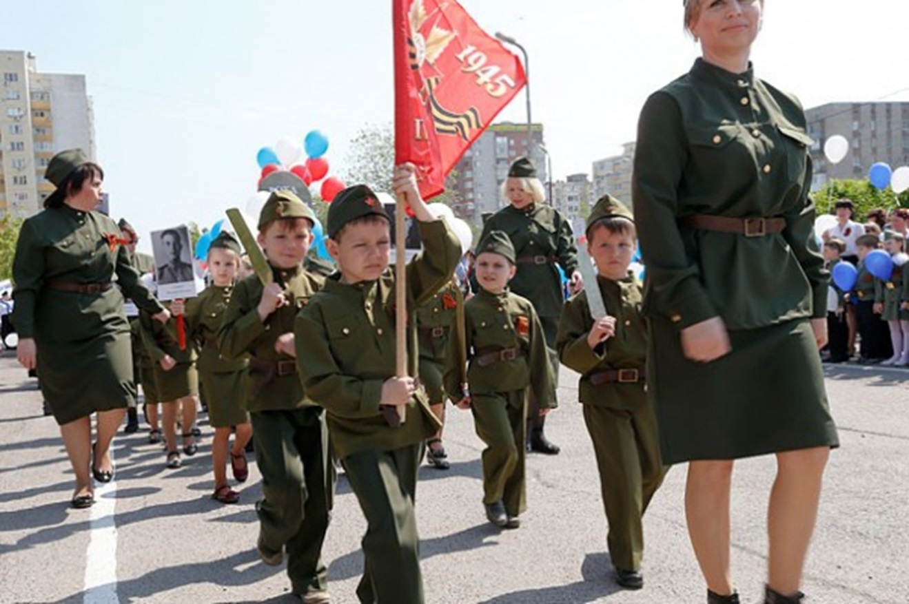 Marches militaires des enfants
