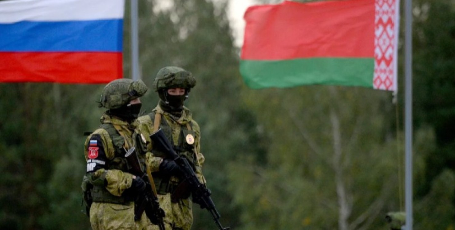 Армія Білорусі постійно допомагає військовим РФ