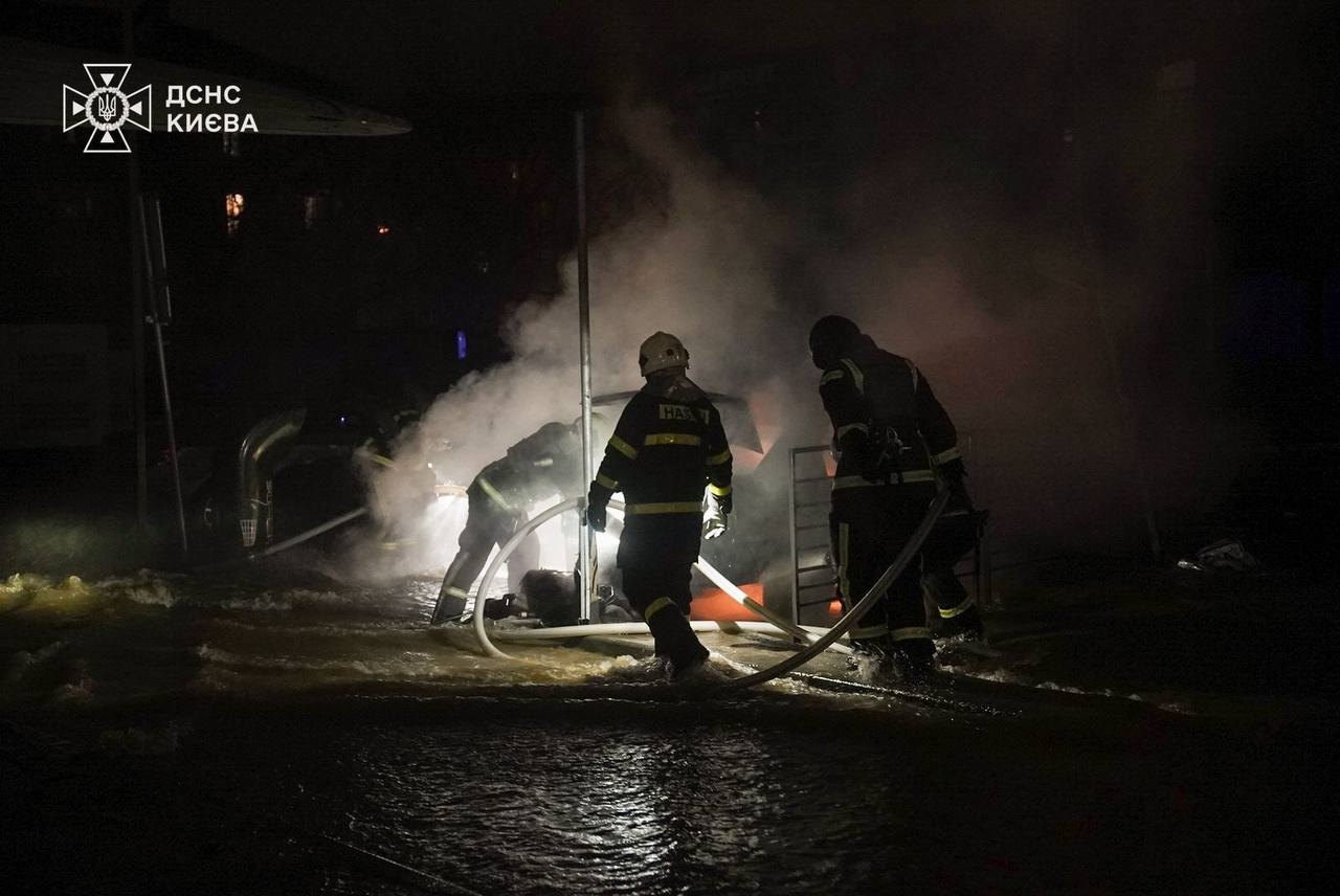 У Києві вже четверо загиблих: фото наслідків атаки фото 2