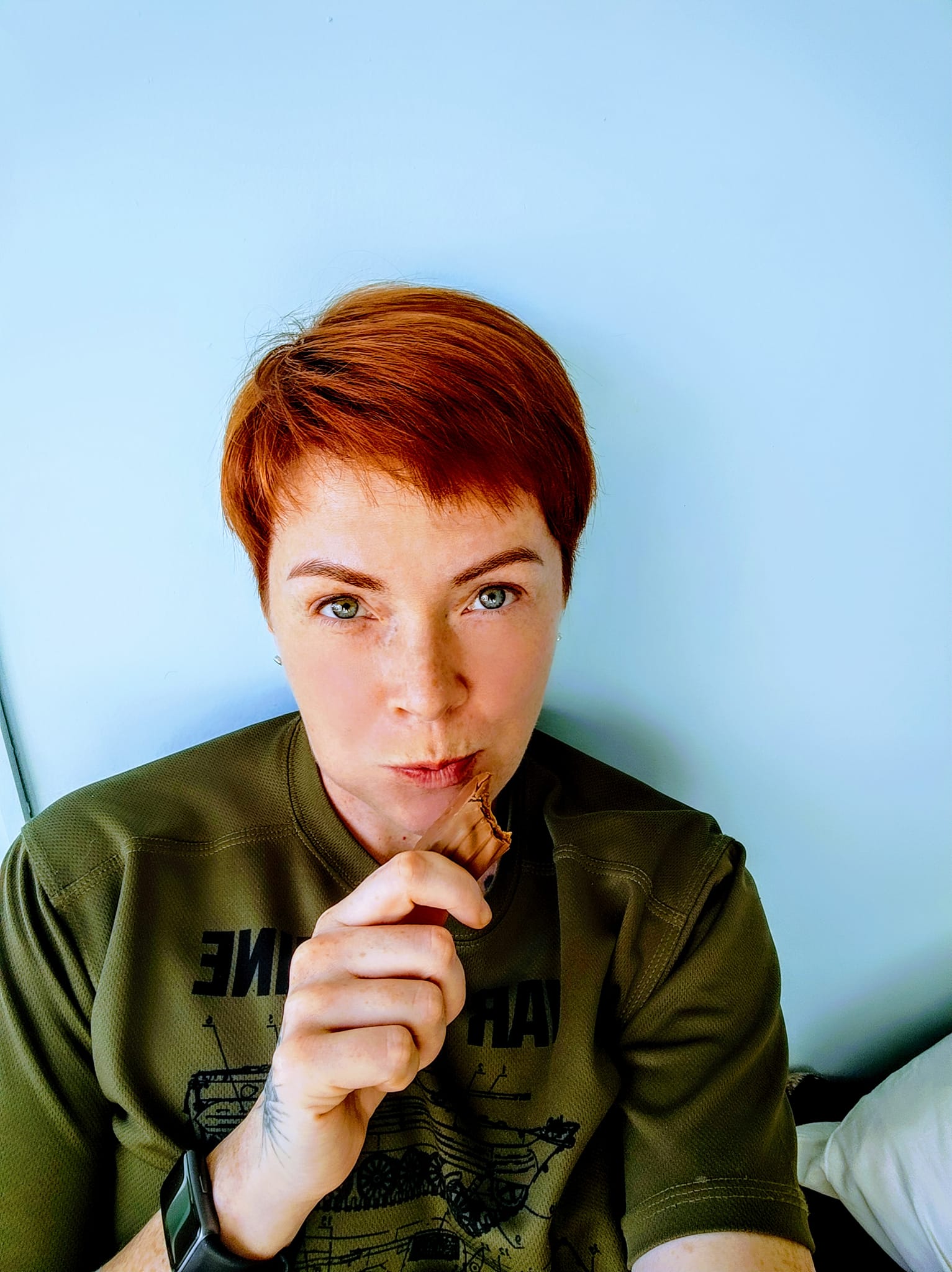 На війні загинула легендарна військова Ольга Сімонова (фото). Читайте ...