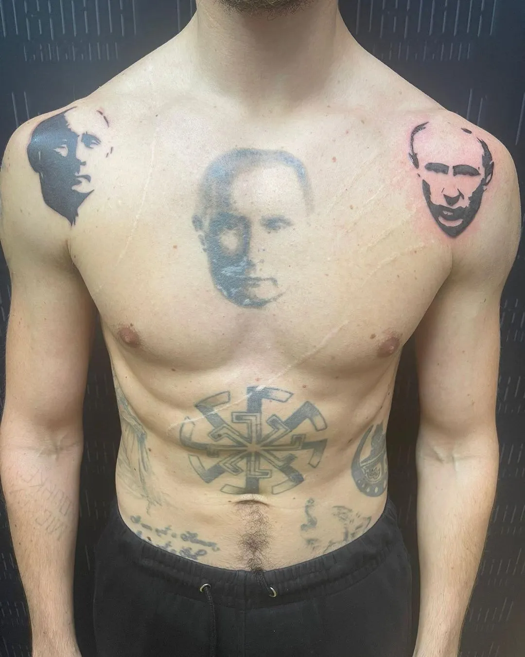 Polunin, un ancien Ukrainien, est un fervent admirateur de Poutine et se fait même tatouer le visage du dictateur