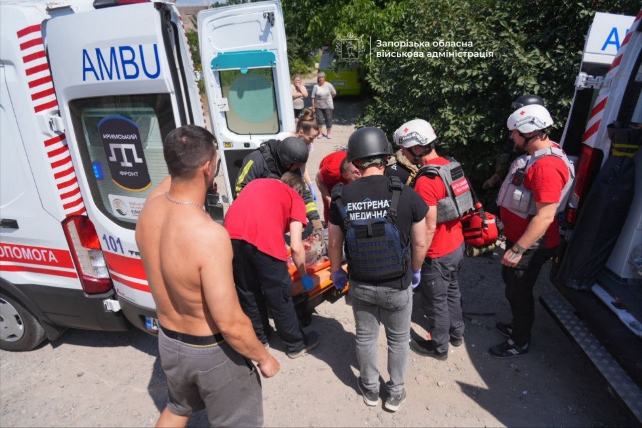 Допомога лікарів знадобилася трьом чоловікам, шести жінкам та двом дітям