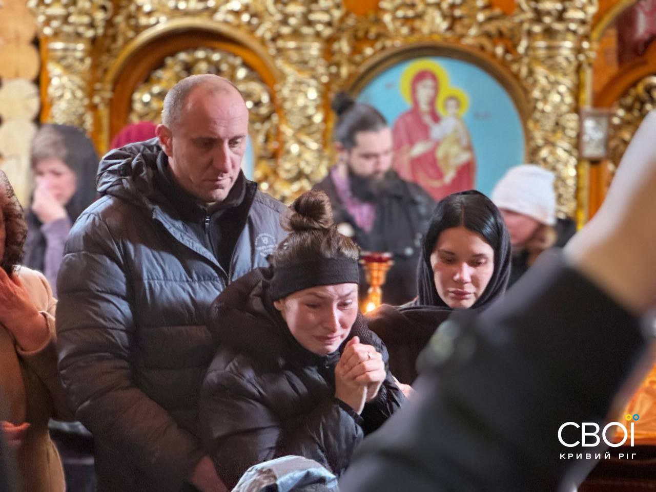 Кривий Ріг прощається з дітьми, яких вбила Росія: фоторепортаж фото 5
