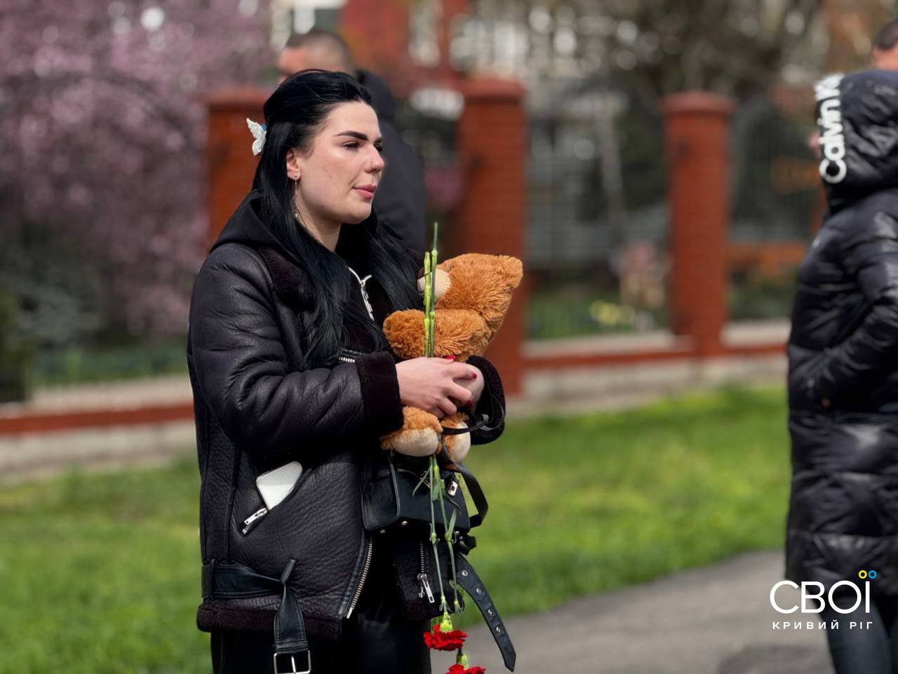 Кривий Ріг прощається з дітьми, яких вбила Росія: фоторепортаж фото 7