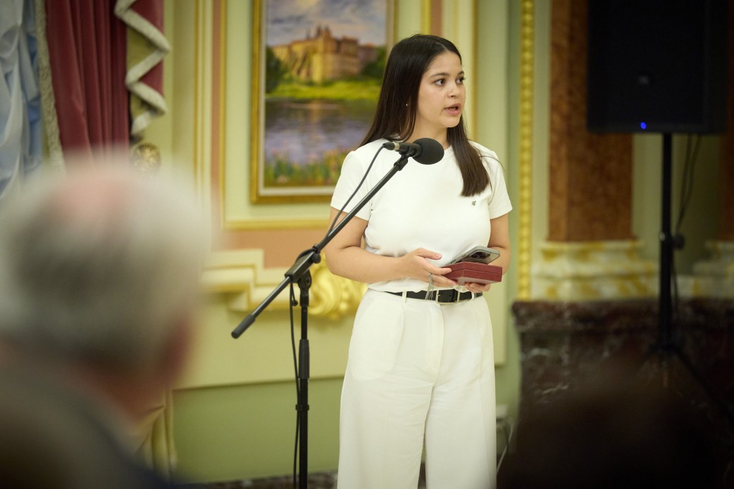 Президент нагородив представників кримськотатарського народу (фото) фото 5