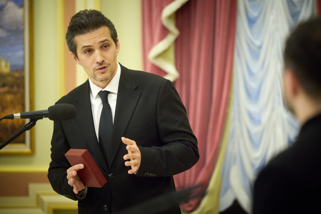 Президент нагородив представників кримськотатарського народу (фото) фото 2