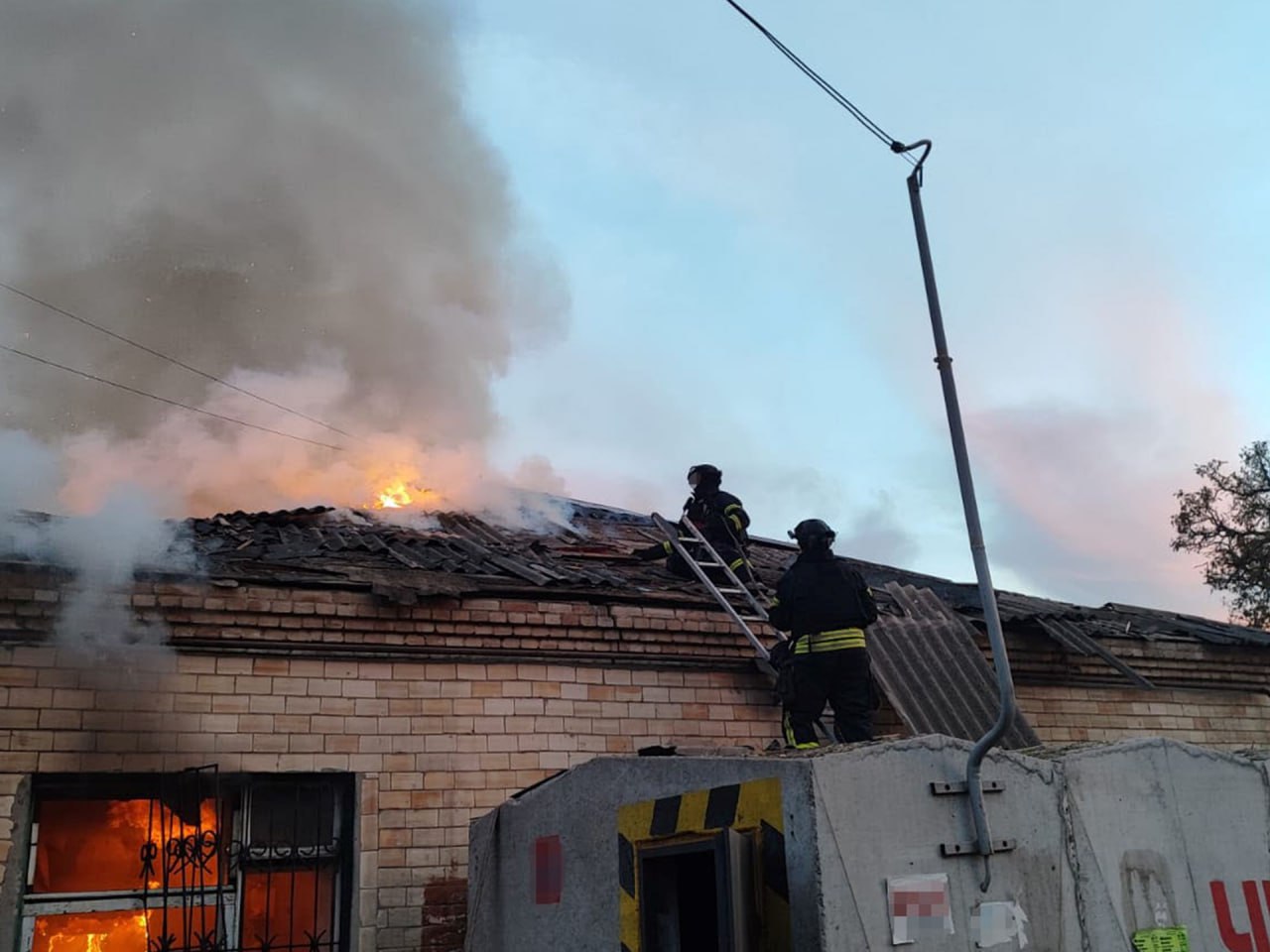 Мішенню для ворога стало одне з місцевих поштових відділень