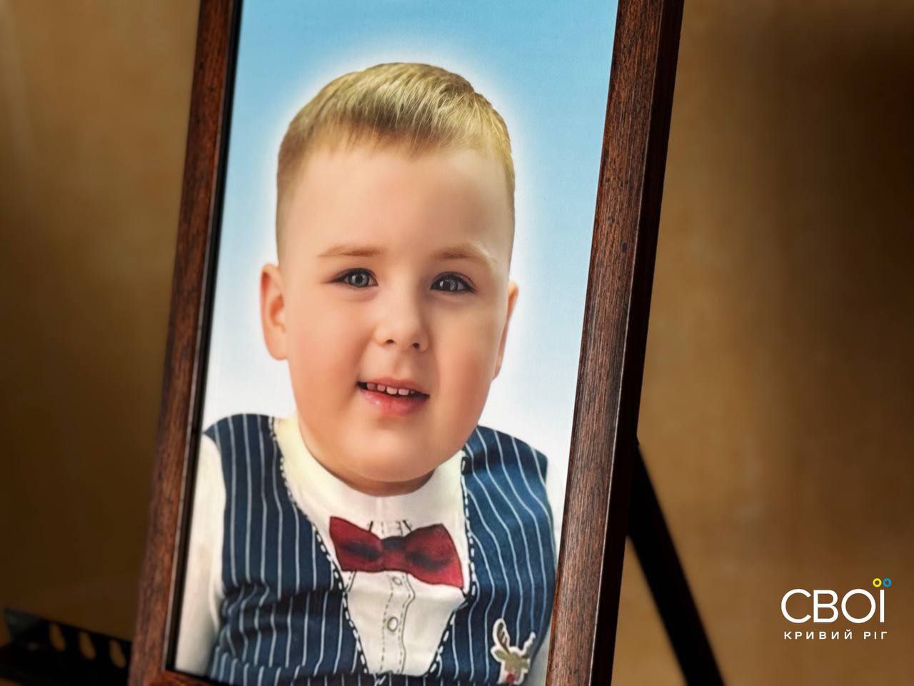 Кривий Ріг прощається з дітьми, яких вбила Росія: фоторепортаж фото 1