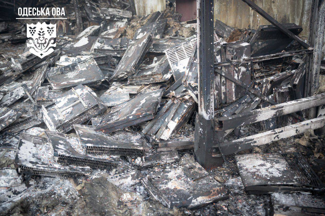 Одещина: окупанти вдарили по складу з бойлерами та обігрівачами фото 2