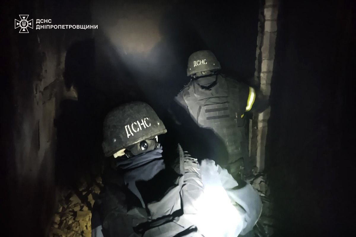 Дніпропетровщина: ворог пошкодив пожежну частину фото 2