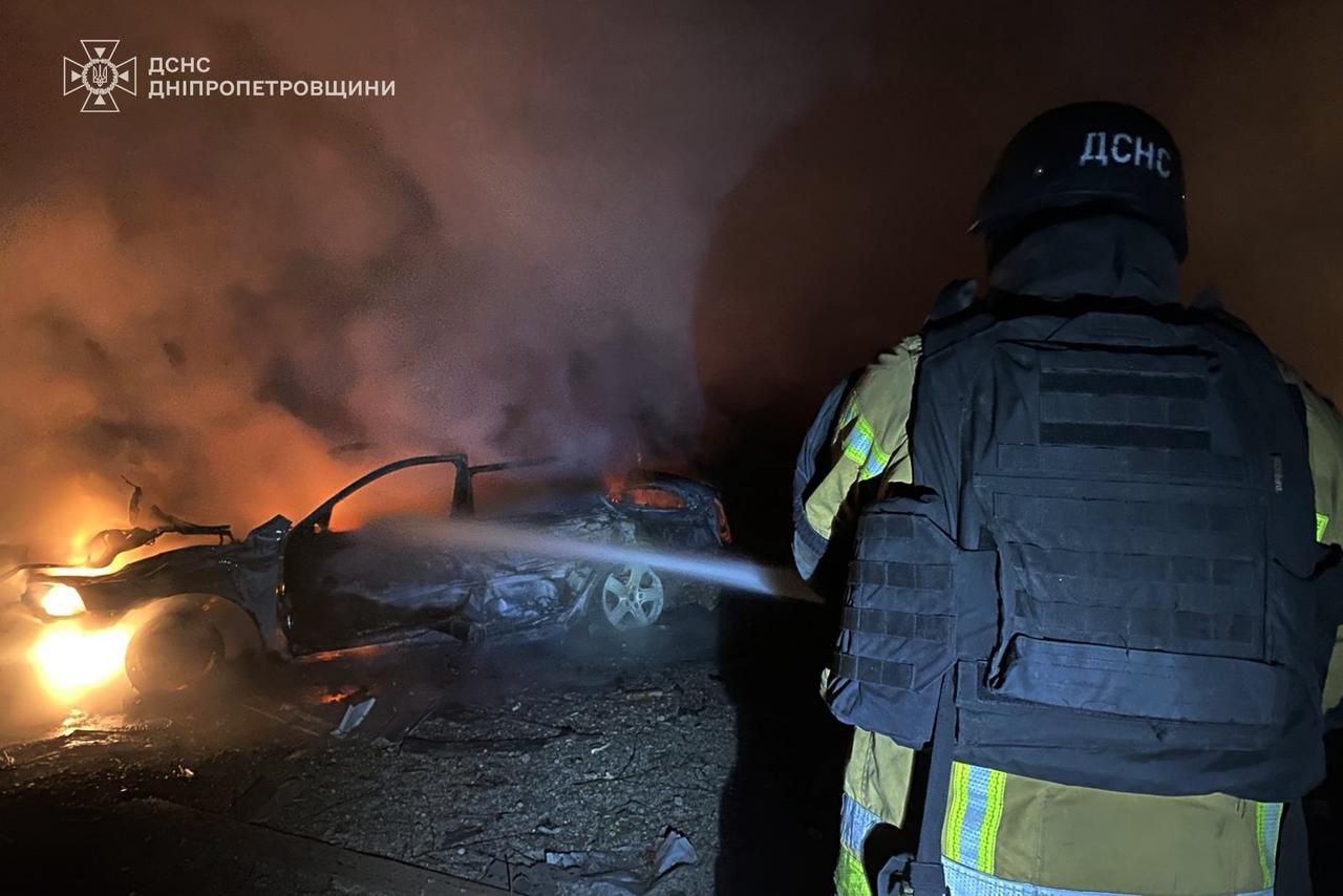 Росіяни обстріляли три райони Дніпропетровщини: є поранені фото 3