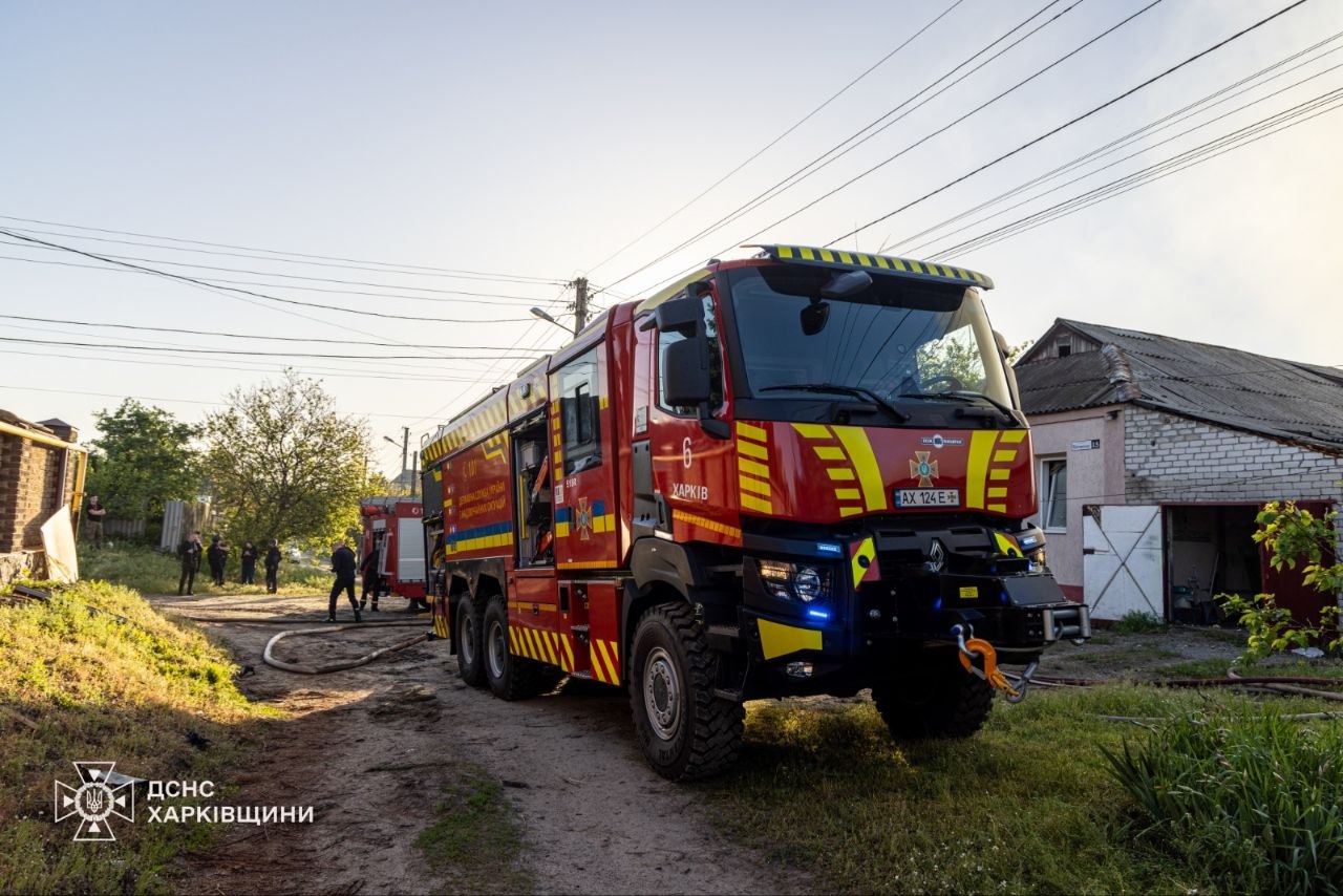На місці удару працюють підрозділи ДСНС