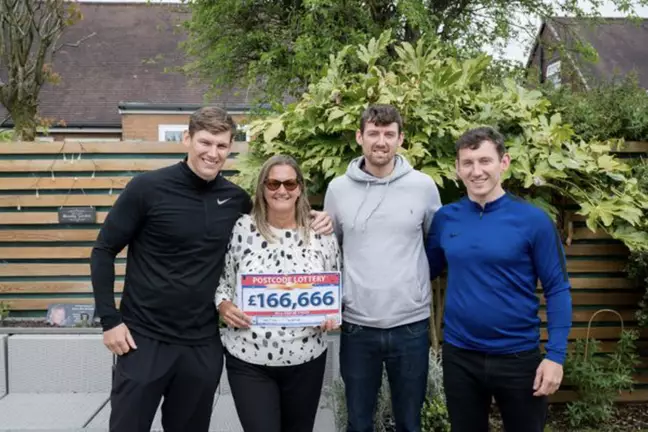 Британка неочікувано розбагатіла після того, як стала вдовою: цікава причина фото 1