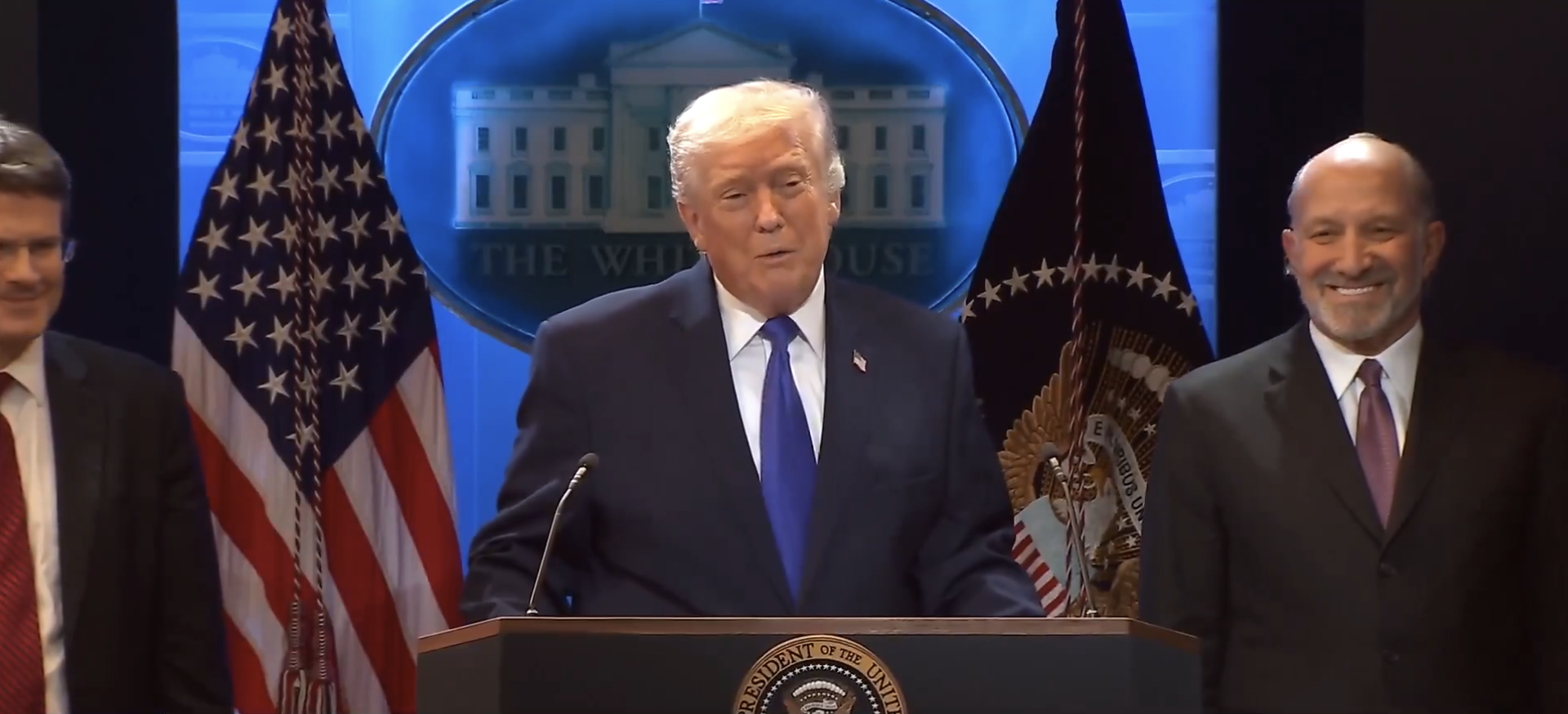 Трамп оголосив про нові мита, Україна затримала групу, яка готувала резонансні вбивства. Головне за 20 лютого 2026 фото 1