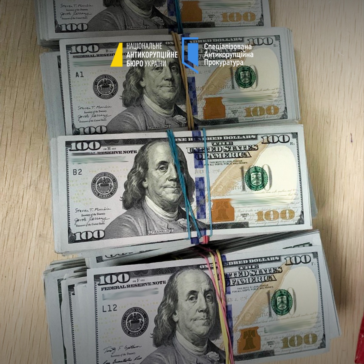 Луцьк: НАБУ та САП викрили на корупції депутатів обласної та міської рад фото 3