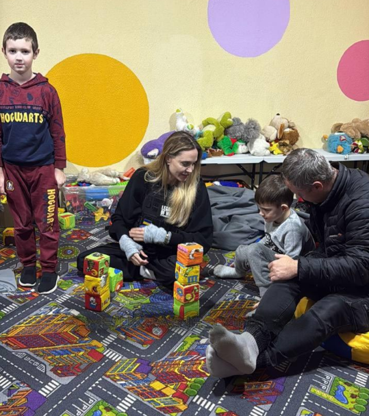 Анджеліна Джолі відвідала Херсон (фото) фото 3