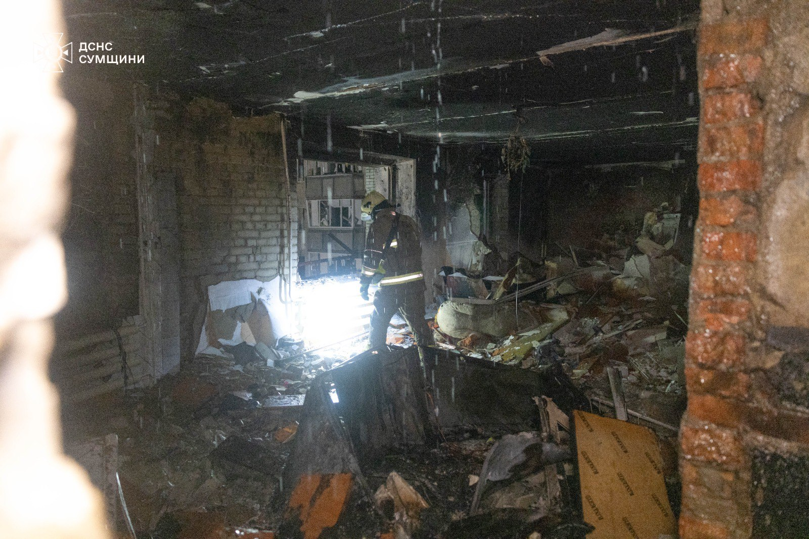 Атака на Охтирку: з'явилися фото наслідків фото 3