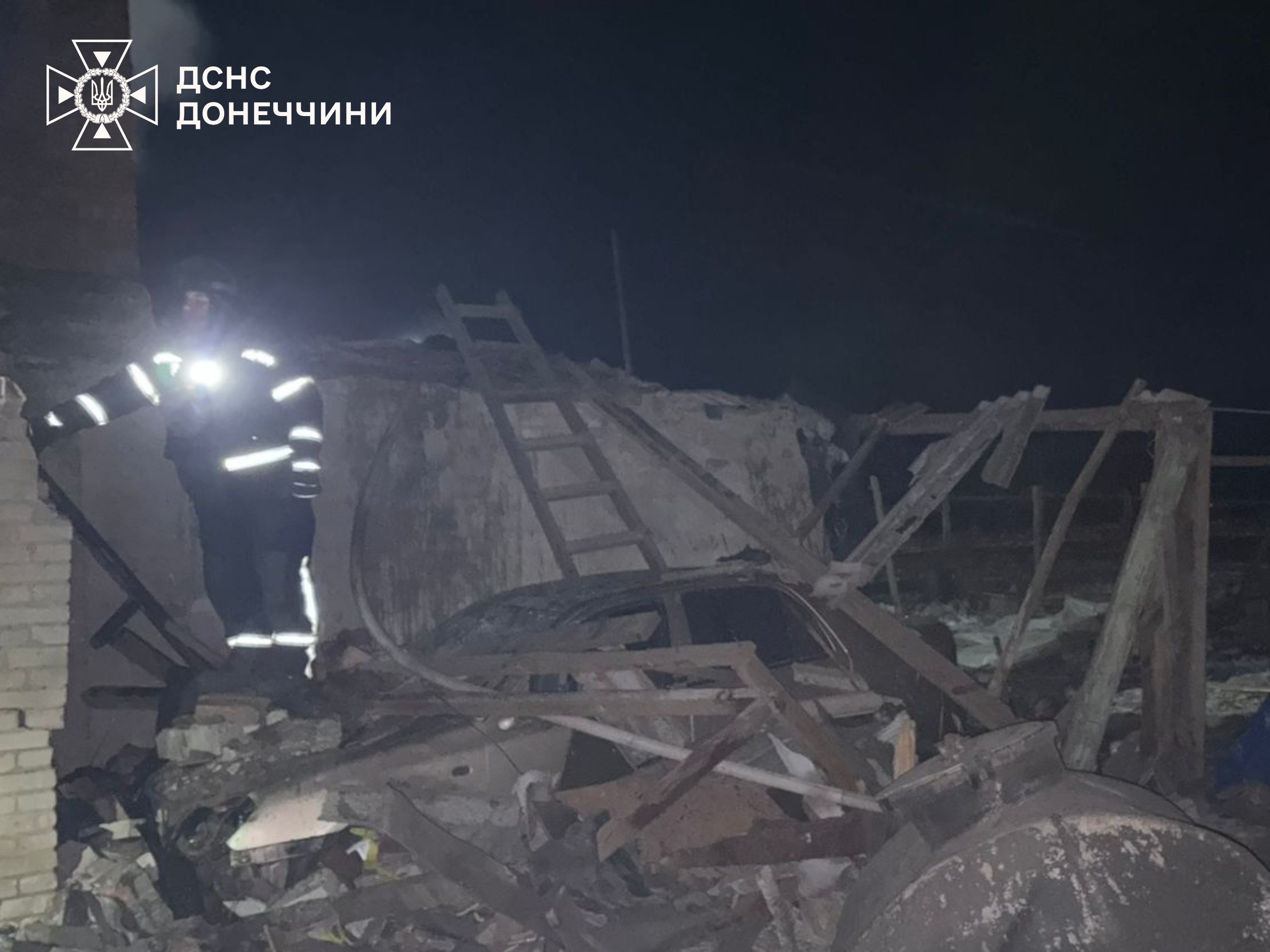 РФ атакувала Краматорський район: серед загиблих є п'ятирічна дитина (фото) фото 2