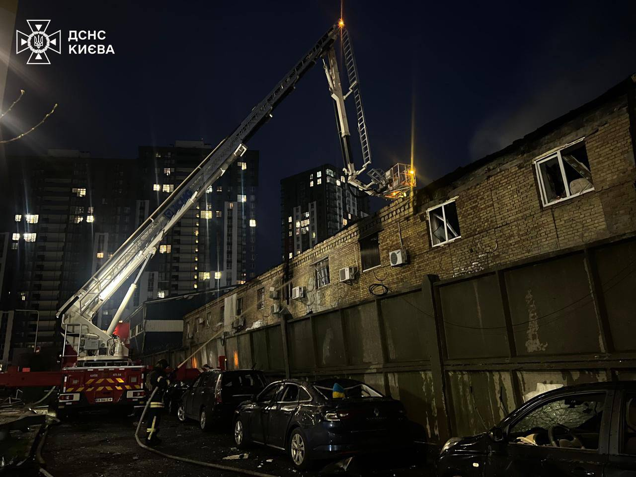 Атака на Київ: загинуло чотири людини, серед них – дитина (оновлено) фото 5