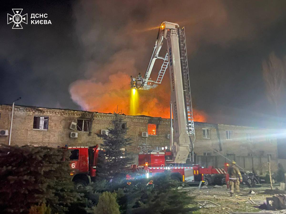 Атака на Київ: загинуло чотири людини, серед них – дитина (оновлено) фото 6