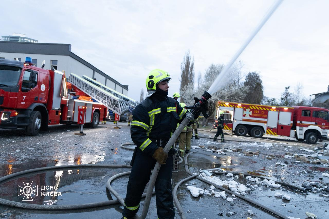 Атака на Київ: загинуло чотири людини, серед них – дитина (оновлено) фото 2