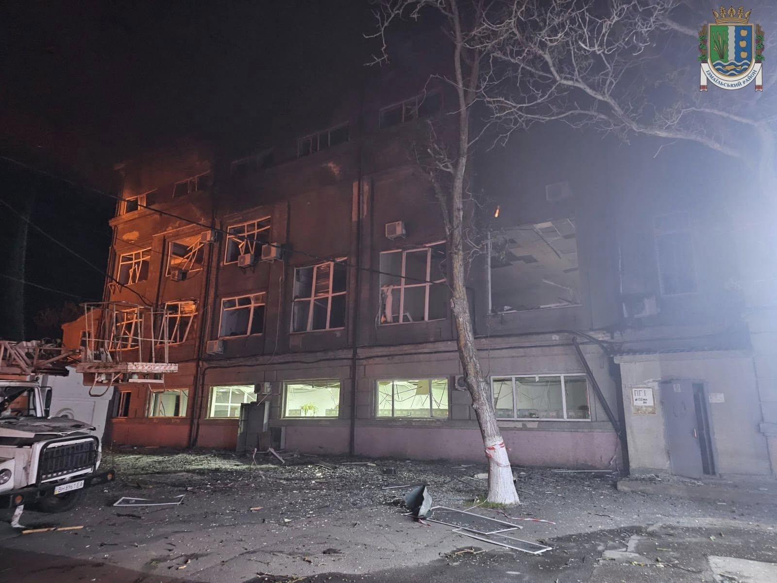 Окупанти атакували Ізмаїл: пошкоджено райлікарню, постраждали люди фото 6