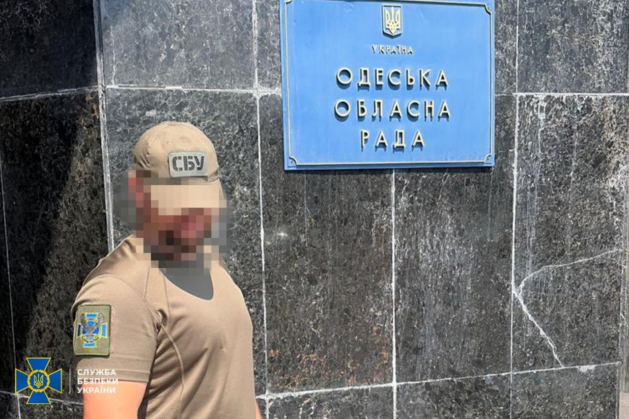 СБУ викрила на хабарі заступника голови Одеської облради фото 1