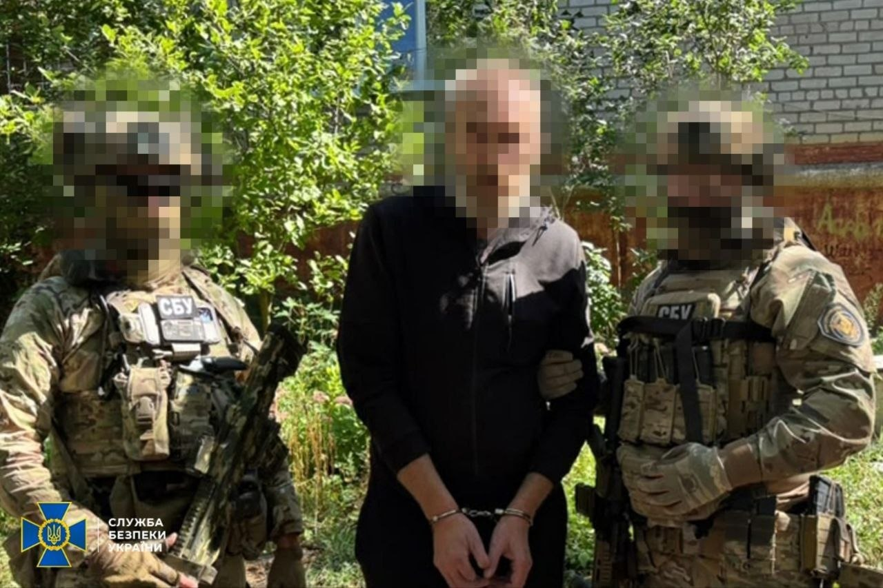 Випитувала дані у військових на ринку. СБУ викрила продавчиню у Краматорську фото 1