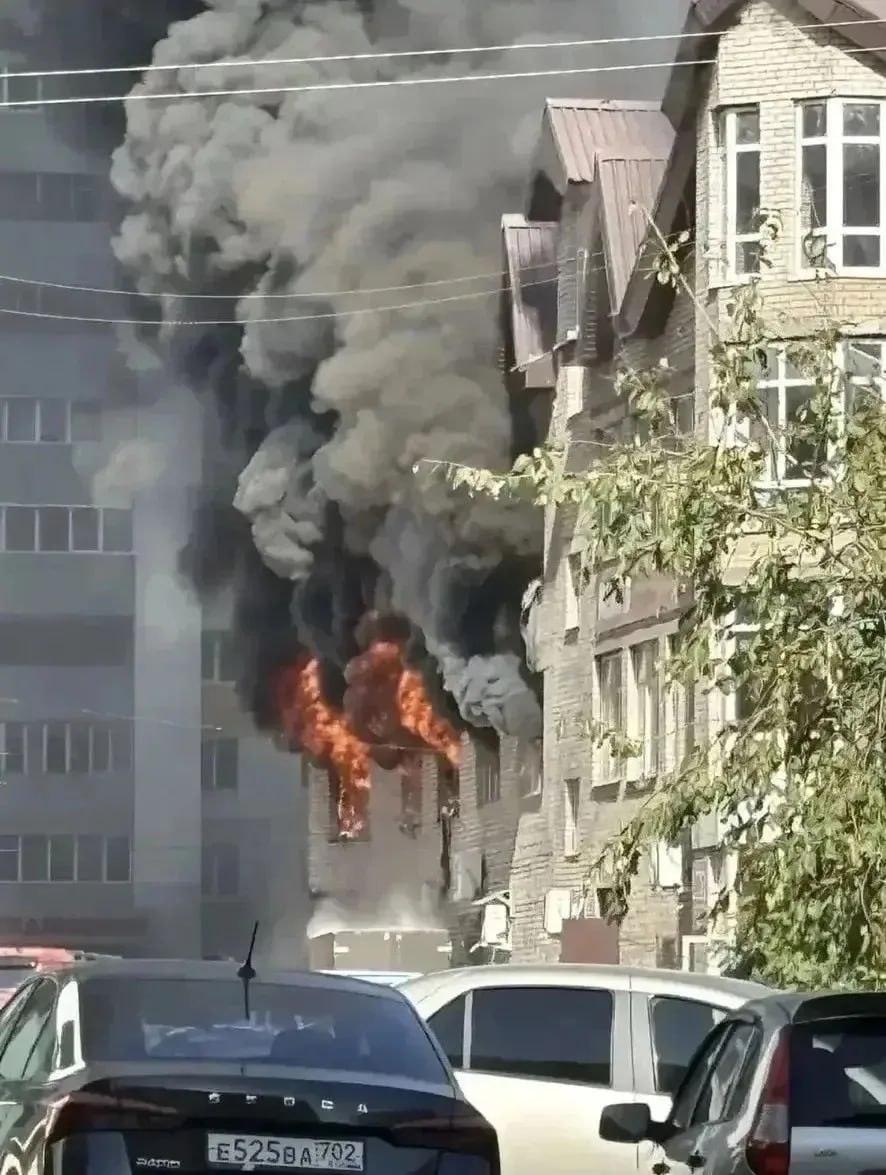 У Башкортостані сталася пожежа в торговельному центрі: є загиблі фото 1
