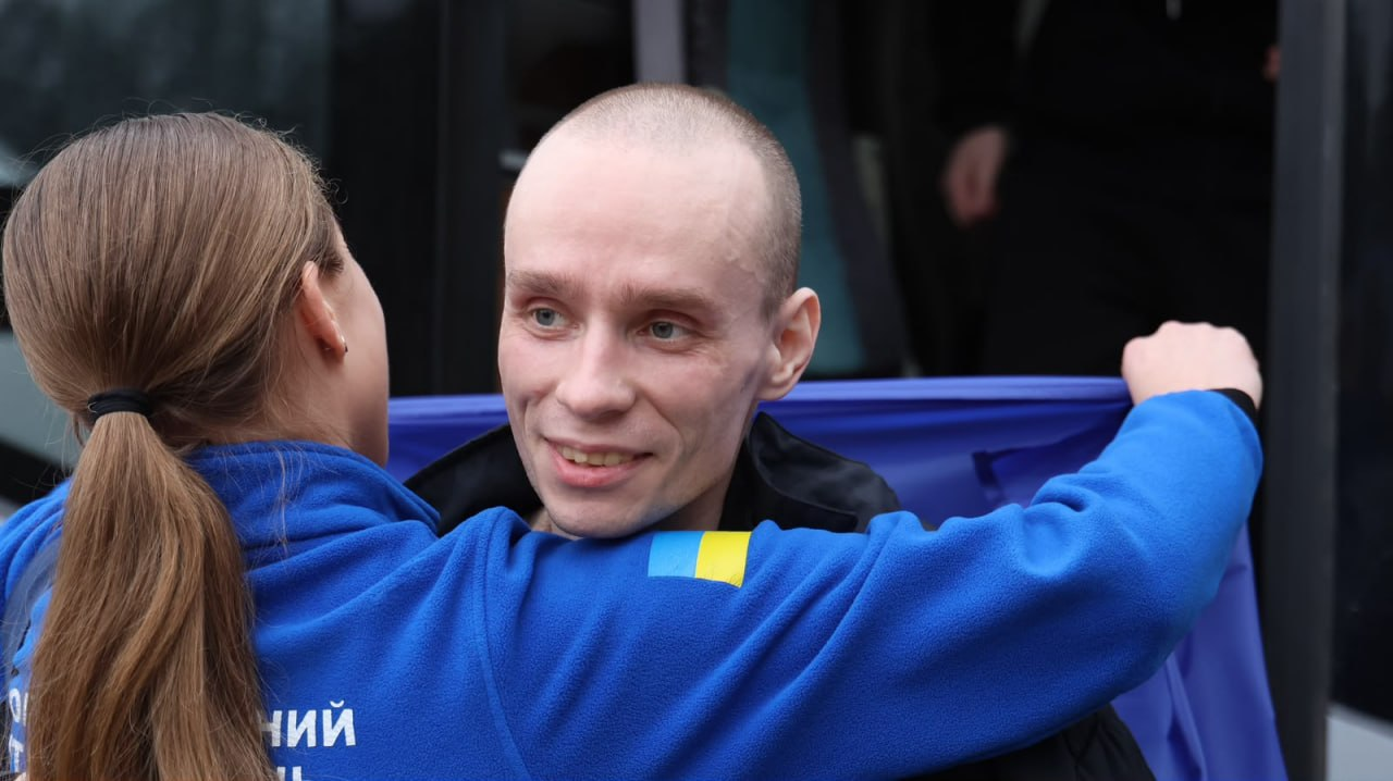 Україна повернула з російського полону 270 захисників, серед них є азовці фото 9