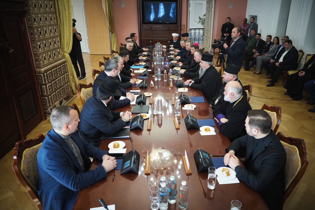 Президент зустрівся із членами Всеукраїнської ради церков: що обговорювали фото 1