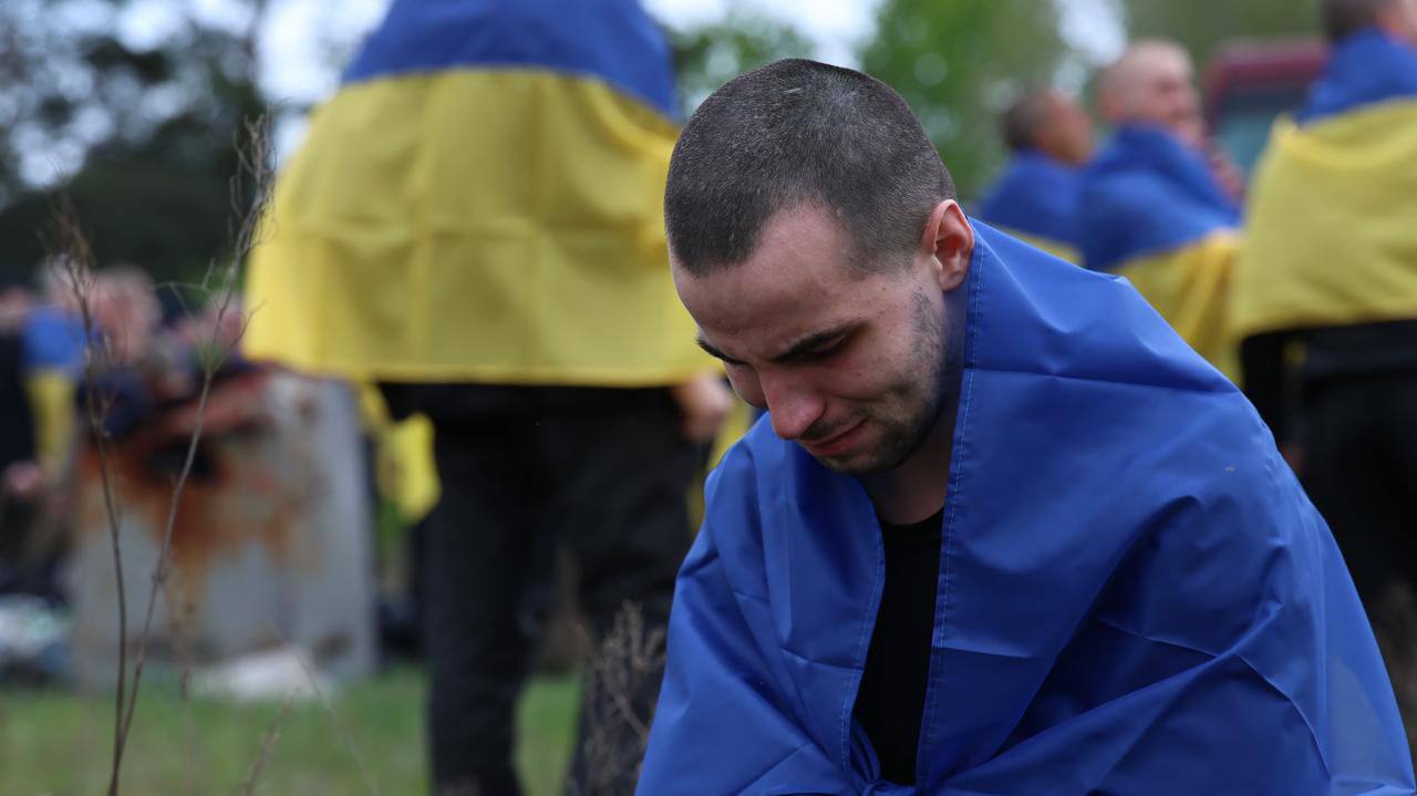 Україна повернула з російського полону 205 воїнів фото 1